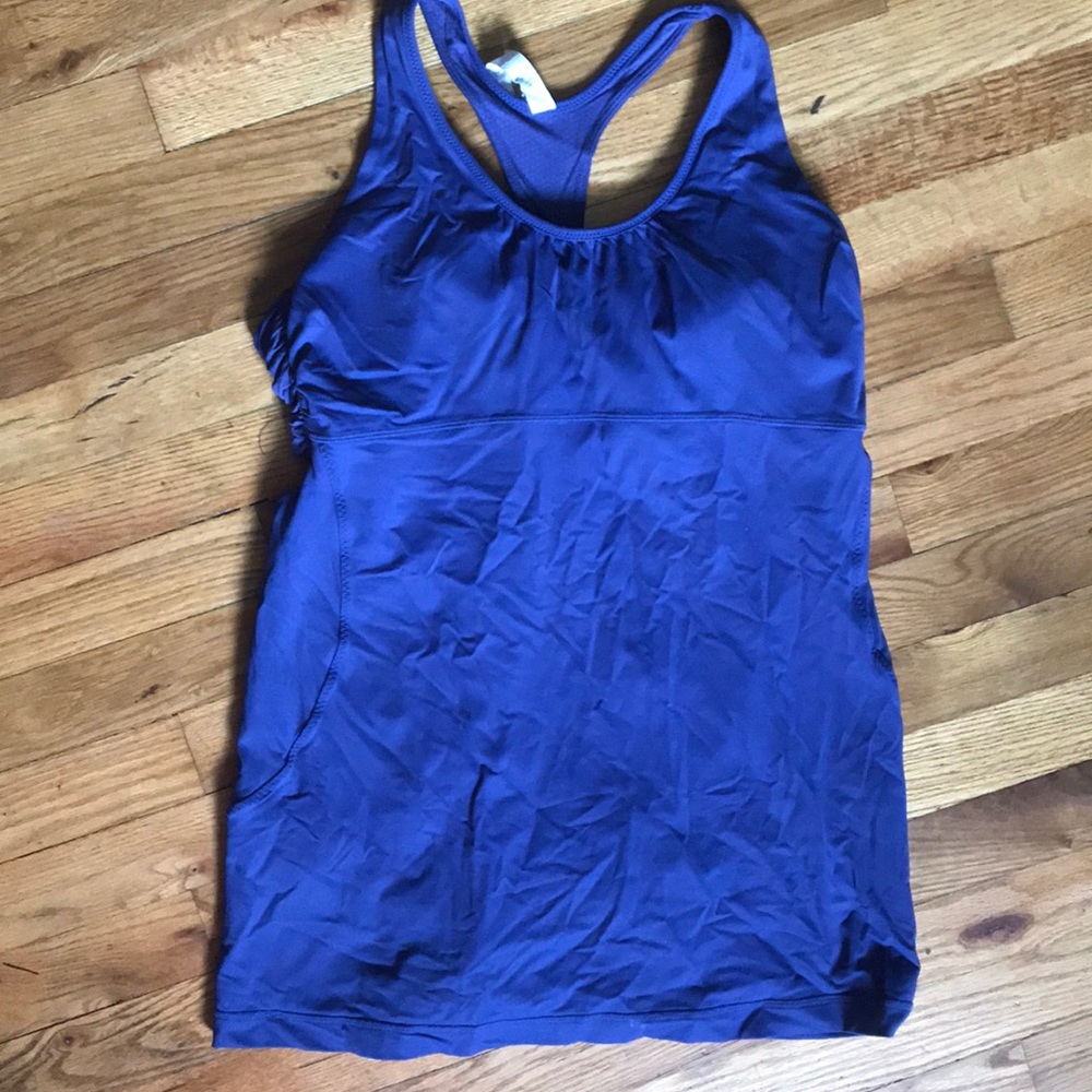Lululemon size 12 tank
